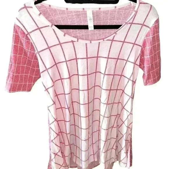 Lularoe XXS red & white reverse plaid  perfect tee . EUC. - Picture 1 of 5